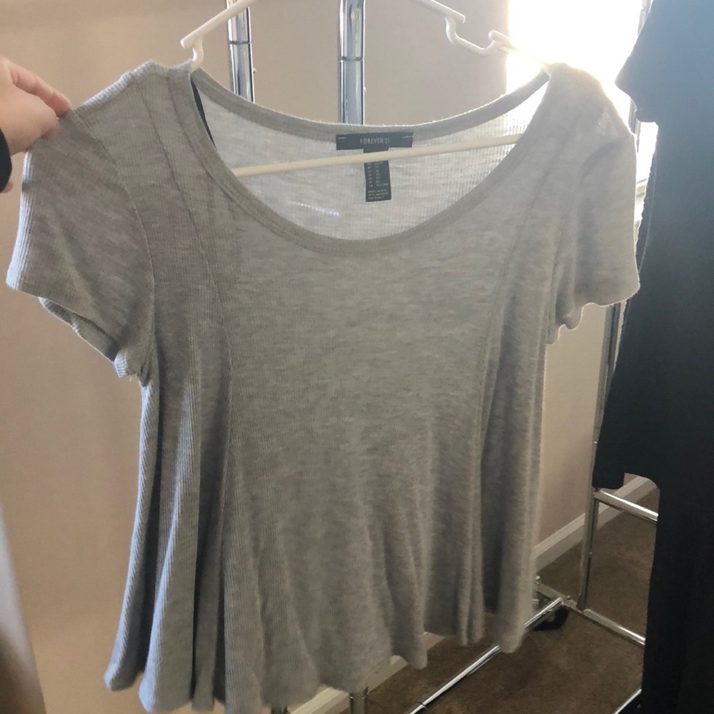 Flowy tee
